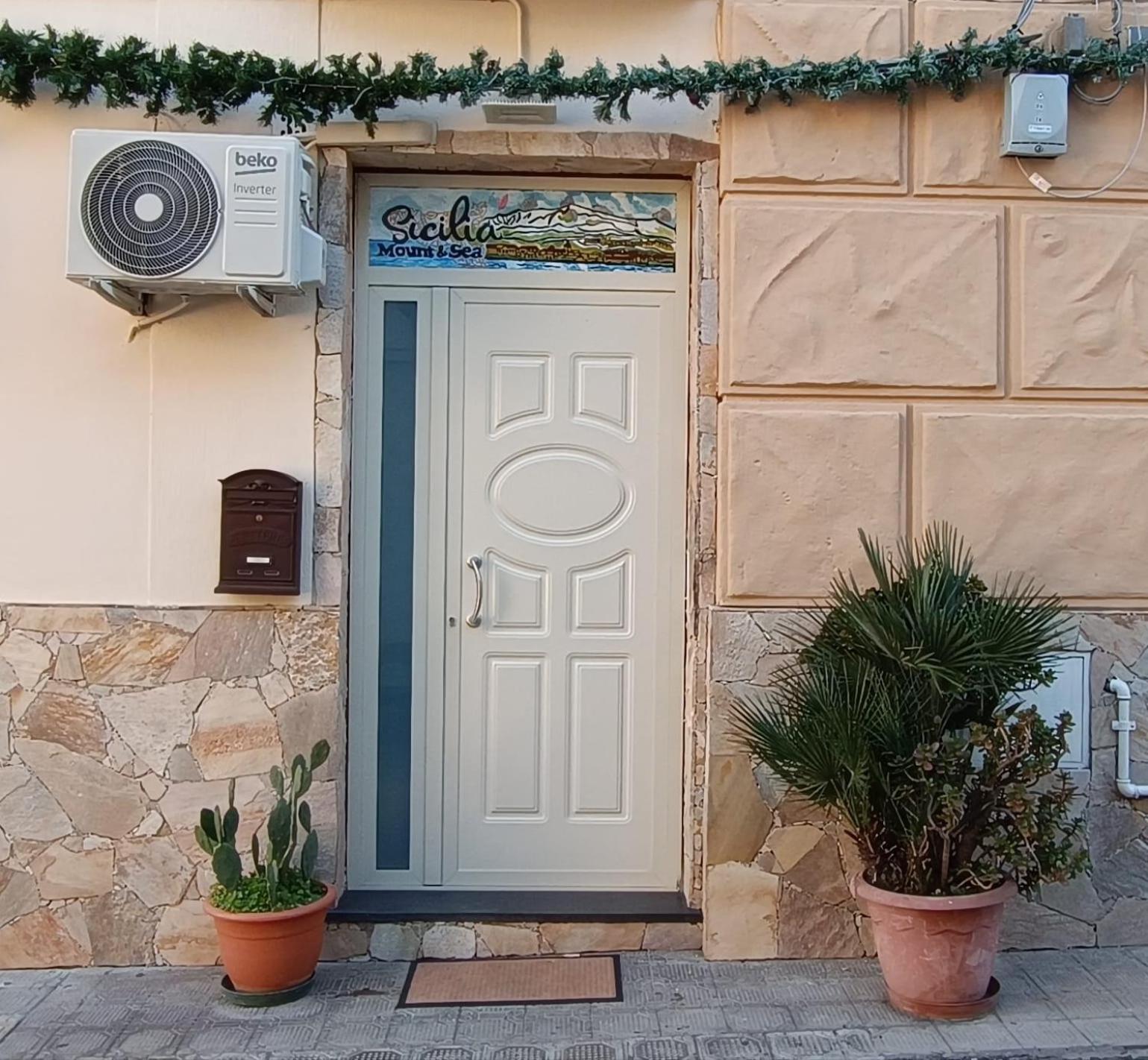 Sicilia Mount&Sea Villa Mascali Exterior photo